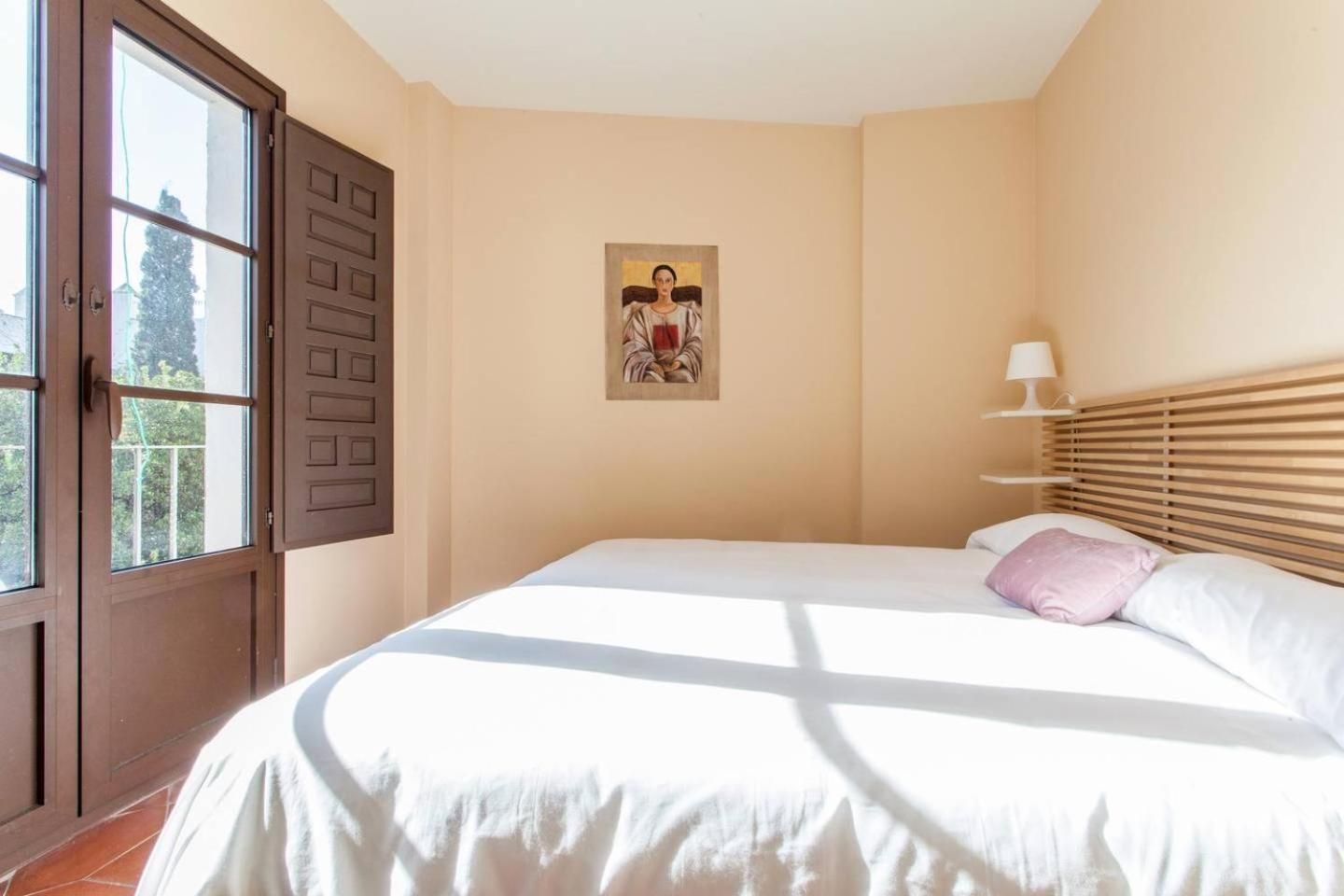 Rg Conde De Ibarra Con Garaje Apartamento Sevilla